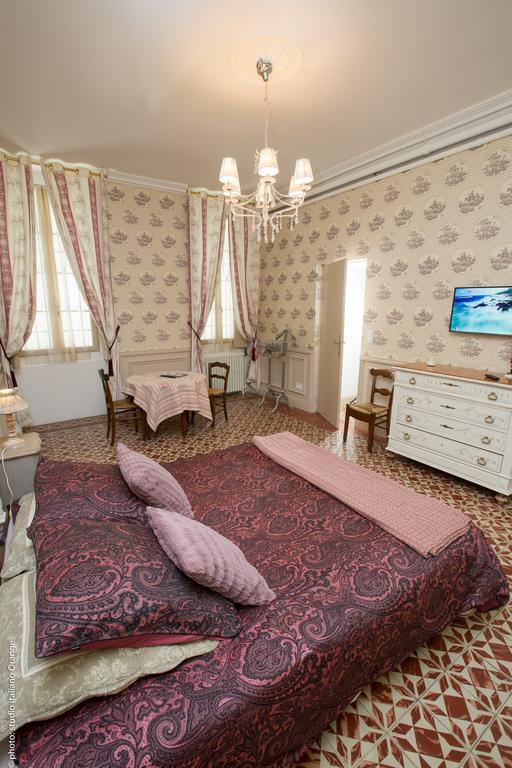 La Petite Saunerie Avignone Esterno foto